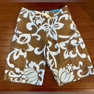 Boden Performance Surf Wear Board Shorts Men’s Size 30 Aloha Swim Trunks